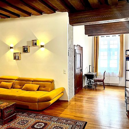 Hotel Zum Goldenen Hirschen フライシュタット エクステリア 写真