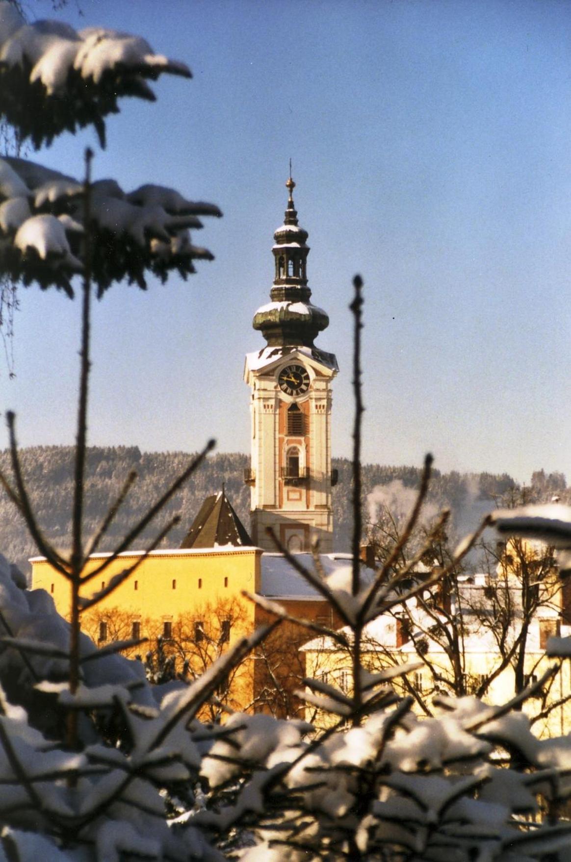 Hotel Zum Goldenen Hirschen フライシュタット エクステリア 写真